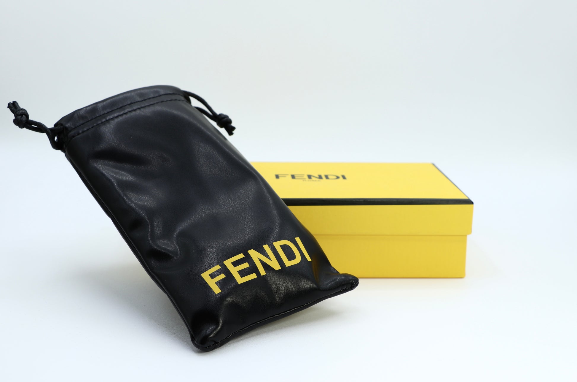 Fendi Oversized F-Logo Acetate Cat-Eye Sunglasses