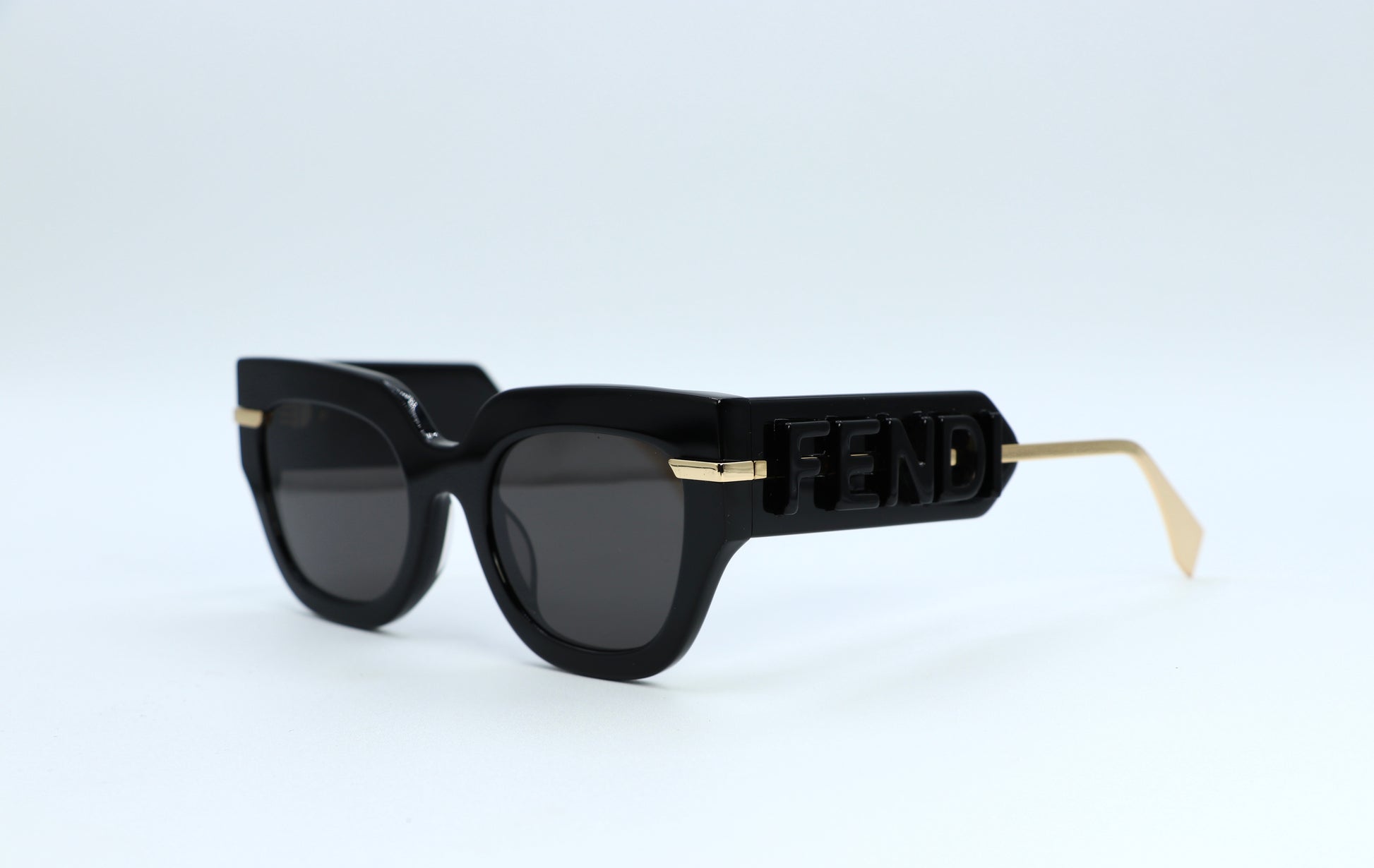 Fendi Oversized F-Logo Acetate Cat-Eye Sunglasses